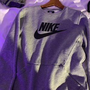 Nike fleece sweater